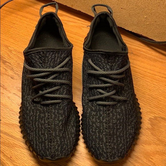 yeezy 350 pirate black’s - Picture 3 of 7